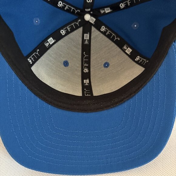 Oakley New Era 9Fifty Adjustable Snapback Hat Blue. Like New - Picture 5 of 10